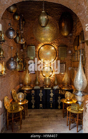 A Shop In The Medina Selling Lamps and Lighting Products, Fez el Bali, Fez, Morocco Stock Photo