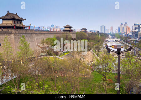 Landscape and wall around Xian city walls, Shaanxi, China Stock Photo