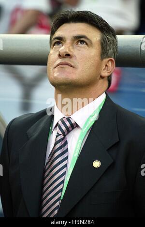 ARMANDO OSMA ECUADOR ASSISTANT COACH WORLD CUP GELSENKIRCHEN GERMANY 09 June 2006 Stock Photo