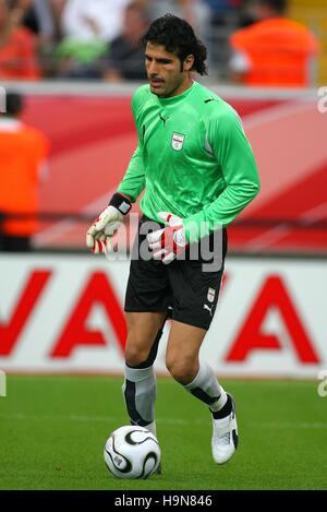 EBRAHIM MIRZAPOUR IRAN & FOOLAD KHUZESTAN WORLD CUP FRANKFURT GERMANY 17 June 2006 Stock Photo