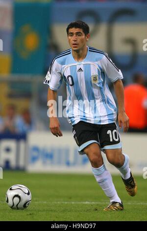 JUAN RIQUELME ARGENTINA & VILLARREAL WORLD CUP LEIPZIG GERMANY 24 June 2006 Stock Photo