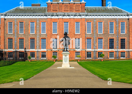 Kensington Palace in Hyde Park, London Stock Photo