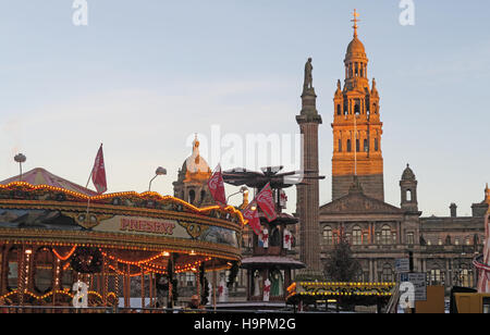 George Square Glasgow at Christmas - Fairground and continental market, Scotland, UK Stock Photo