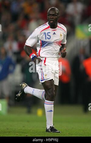 Thuram juventus hi-res stock photography and images - Alamy