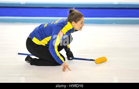 Scotland, UK. 25th Nov, 2016. Anna Hasselborg (Sweden). Womens semi finals. Le Gruyère AOP European Curling Championships 2016. Intu Braehead Arena. Glasgow. Renfrewshire. Scotland. UK. 25/11/2016. Credit:  Sport In Pictures/Alamy Live News Stock Photo