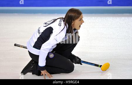 Scotland, UK. 25th Nov, 2016. Eve Muirhead (Scotland). Womens semi finals. Le Gruyère AOP European Curling Championships 2016. Intu Braehead Arena. Glasgow. Renfrewshire. Scotland. UK. 25/11/2016. Credit:  Sport In Pictures/Alamy Live News Stock Photo