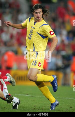 ARTEM MILEVSKIY UKRAINE & DYNAMO KIEV WORLD CUP COLOGNE GERMANY 26 June 2006 Stock Photo