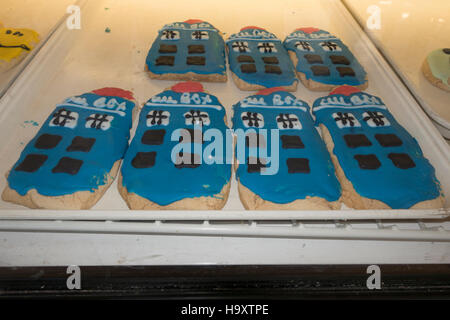 Police call box TARDIS, the BBC science-fiction time machine sugar cookies at Mel-O-Glaze bakery. Minneapolis Minnesota MN USA Stock Photo