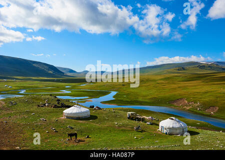 Mongolia, Bayan-Ulgii province, western Mongolia, National parc of Tavan Bogd, nomad camp of Kazakh people in Altay mountains Stock Photo