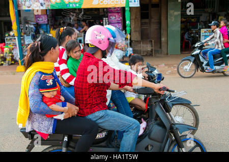 Kamphong Chhnang, Tonle Sap River,  Cambodia Stock Photo