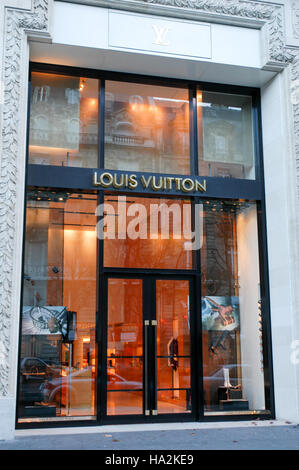 Paris, France - 17 December 2002: Louis Vuitton's clothing store at Paris on France Stock Photo