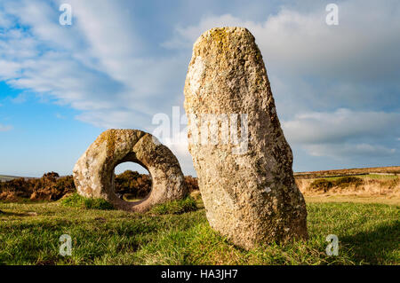 Men An Tol, neolithic standing stones near Madron in Cornwall, England, UK Stock Photo