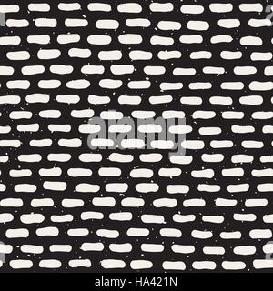 Vector Seamless Hand Drawn Horizontal Rounded Lines Pattern Stock Vector