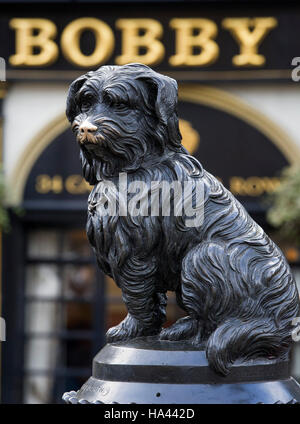 Greyfriars Bobby statue which sits outside Greyfrairs Kirk on, George iv Street Bridge  in Edinburgh. Stock Photo