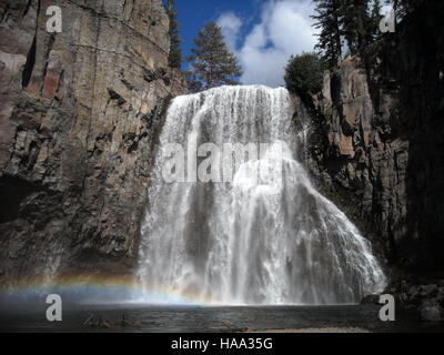 usinterior 9107049513 Rainbow Falls in Devils Postpile National Monument, California Stock Photo