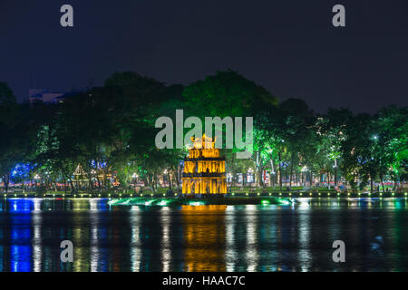 Thap Rua temple or Turtle Tower at night, Hoan Kiem lake, Hanoi, Vietnam Stock Photo