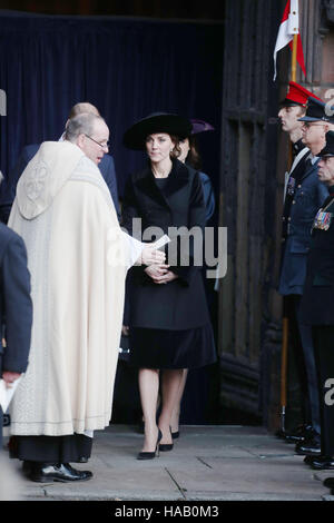 The Duke and Duchess of Cambridge leave after a memorial service to celebrate the life of the sixth Duke of Westminster at Chester Cathedral, Chester. Stock Photo