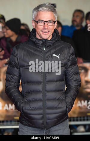 London, UK. 28 November 2016. Former triple jumper Jonathan Edwards CBE. Red carpet arrivals for the World Premiere of 'I Am Bolt', a documentary about Jamaican running legend Usain Bolt in Leicester Square, London. Stock Photo