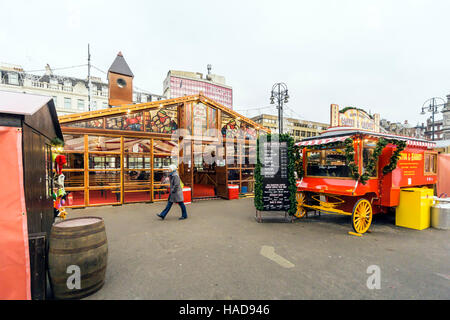 Glasgow Xmas market December 2016 in George Square Glasgow Scotland Stock Photo