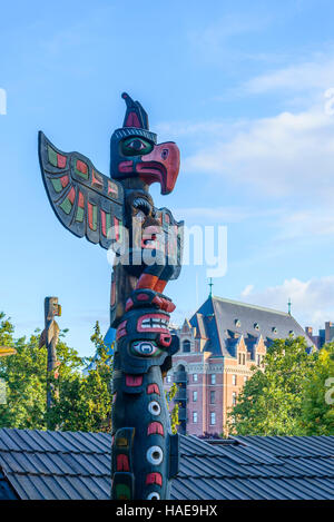 Thunderbird totem pole, Victoria, British Columbia, Canada Stock Photo