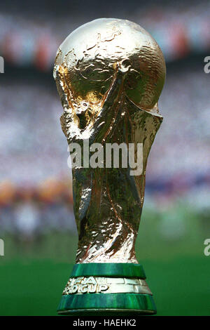 FIFA WORLD CUP TROPHY USA 1994 02 July 1994 Stock Photo
