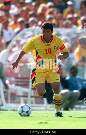 GHEORGHE HAGI ROMANIA & BRESCIA FC 04 July 1994 Stock Photo