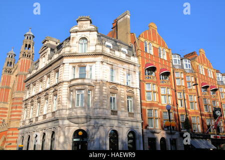 LONDON, UK: Colourful Victorian houses facades at Sloane Square in the borough of Kensington and Chelsea Stock Photo