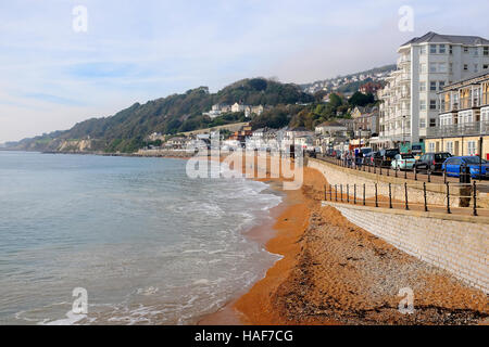 Ventnor, Isle of Wight, UK. November 01, 2016.  a view along the seafront and unique red sands of Ventnor on the Isle of Wight. Stock Photo