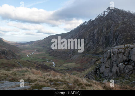 Nant Ffrancon Pass with Pen yr Ole wen mountain peak on the right. North Wales Stock Photo