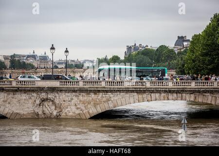 FLOODS, THE RISING WATER OF THE SEINE, PARIS 2016 Stock Photo