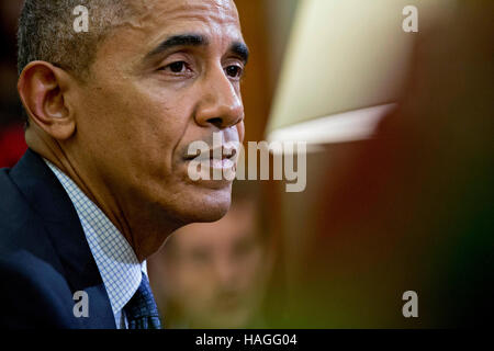 Washington, DC, USA. 30th Nov, 2016. President Obama speaks as he meets with the 2016 American Nobel Prize laureates in the Oval Office of the White House in Washington, DC. e Swedish inventor of dynamite, who died in 1896. Credit:  MediaPunch Inc/Alamy Live News Stock Photo
