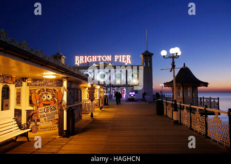 Brighton. East Sussex, UK. 30th Nov, 2016. Quiet winter evening on Brighton Pier, Brighton Pier Group PLC, which was bought in April this year by Pizza Express entrepreneur Luke Johnson for £18million, holds its AGM today, December 1. Credit:  Luke MacGregor/Alamy Live News Stock Photo