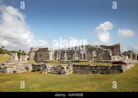 Ruins of Tulum, the pre-Columbian Mayan walled city serving as a major port for Cobá. Playa del Carmen, Yucatán Peninsula, Mexico. Stock Photo