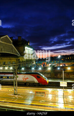 Virgin Train at Preston Station Stock Photo