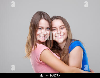 Twin sisters Stock Photo - Alamy