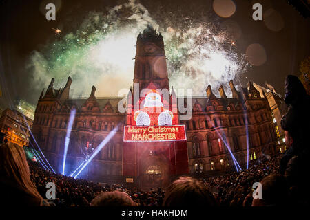 Manchester Town Hall fireworks Christmas   2016 council event albert Square People crowds many crowded community communities lots many gathered gather Stock Photo