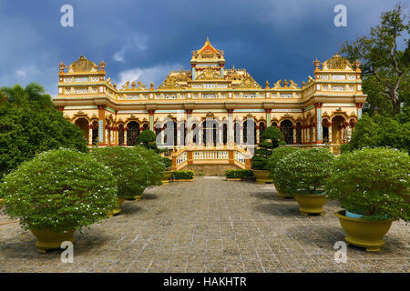 Vinh Trang Buddhist Temple, near My Tho, Mekong Delta, Vietnam Stock Photo