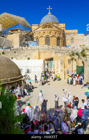 JERUSALEM, ISRAEL - APRIL 29, 2016: A crowd of Ethiopian Pilgrims gather in the Deir Es-Sultan, part of the church of the Holy Sepulcher, in Orthodox  Stock Photo