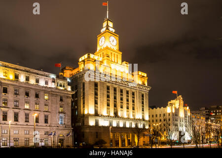 Shanghai Waitan night view with historic buildings over Huangpu River Stock Photo