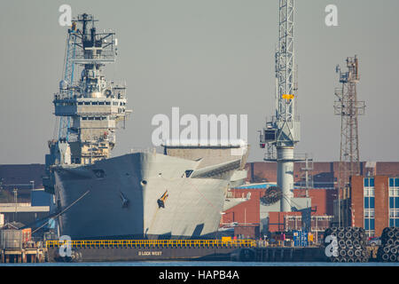 HMS Illustrious is made ready for it's final voyage at Portsmouth Naval Base, UK on the 30th November 2016. Stock Photo