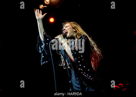 Milano, Italy. 19th Oct, 2016. Blues Pills performs live at Alcatraz in Milano. © Mairo Cinquetti/Pacific Press/Alamy Live News Stock Photo