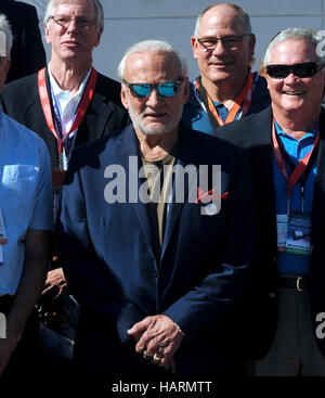 November 11, 2016 - Titusville, Florida, United States - Former astronaut Buzz Aldrin (center), the second person to walk on the moon in 1969,  partic Stock Photo