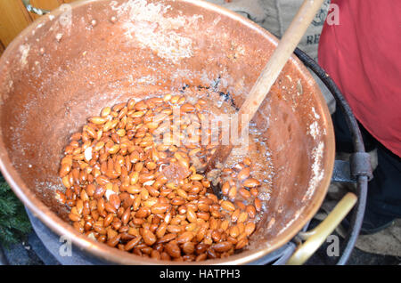 Roasting almonds, Vienna Stock Photo