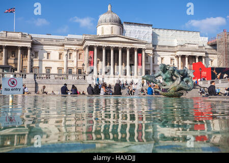 London Trafalgar Square fountain with 'No entry' sign in front of The National Gallery Stock Photo