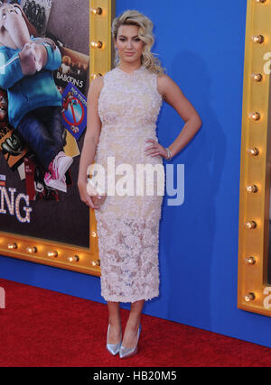 Los Angeles, CA, USA. 3rd Dec, 2016. 03 December 2016 - Beverly Hills, California. Tori Kelly. Premiere Of Universal Pictures' ''Sing'' held at Microsoft Theater. Photo Credit: Birdie Thompson/AdMedia Credit:  Birdie Thompson/AdMedia/ZUMA Wire/Alamy Live News Stock Photo