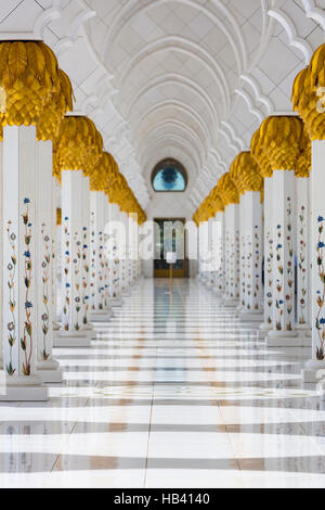 Sheikh Zayed Mosque in Abu Dhabi Stock Photo