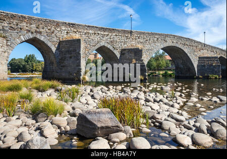 The Romanesque bridge across the River Tormes  at El Barco De Avila, Avila Province, Spain. Stock Photo