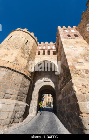 The San Andres Gate and city walls by the Jewish Quarter in Segovia, Spain Stock Photo