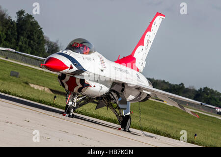 USAF F-16 aircraft of the Thunderbirds  air demonstration squadron parked Stock Photo