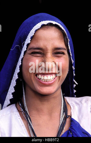 Inde - Rajasthan - Village des environs de Tonk - Rire de femme Stock Photo